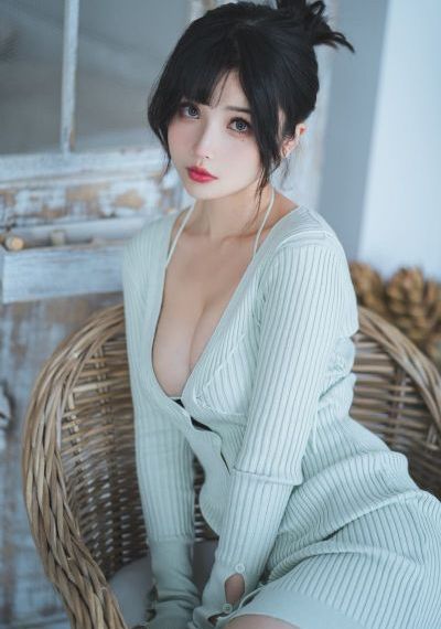 一级毛片久久久久久久久18女人_手机免费播放动漫