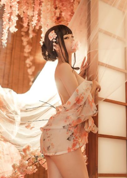 日韩美女脱内衣玩奶_1080P动漫在线观看
